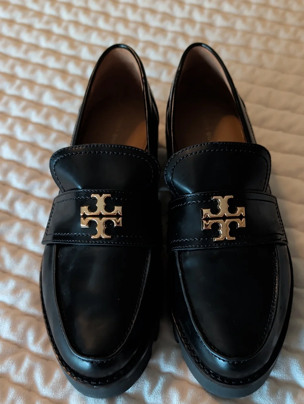 Tory Burch Black Leather Logo Penny Loafers with Gold Emblem Women's Size 8.5 US